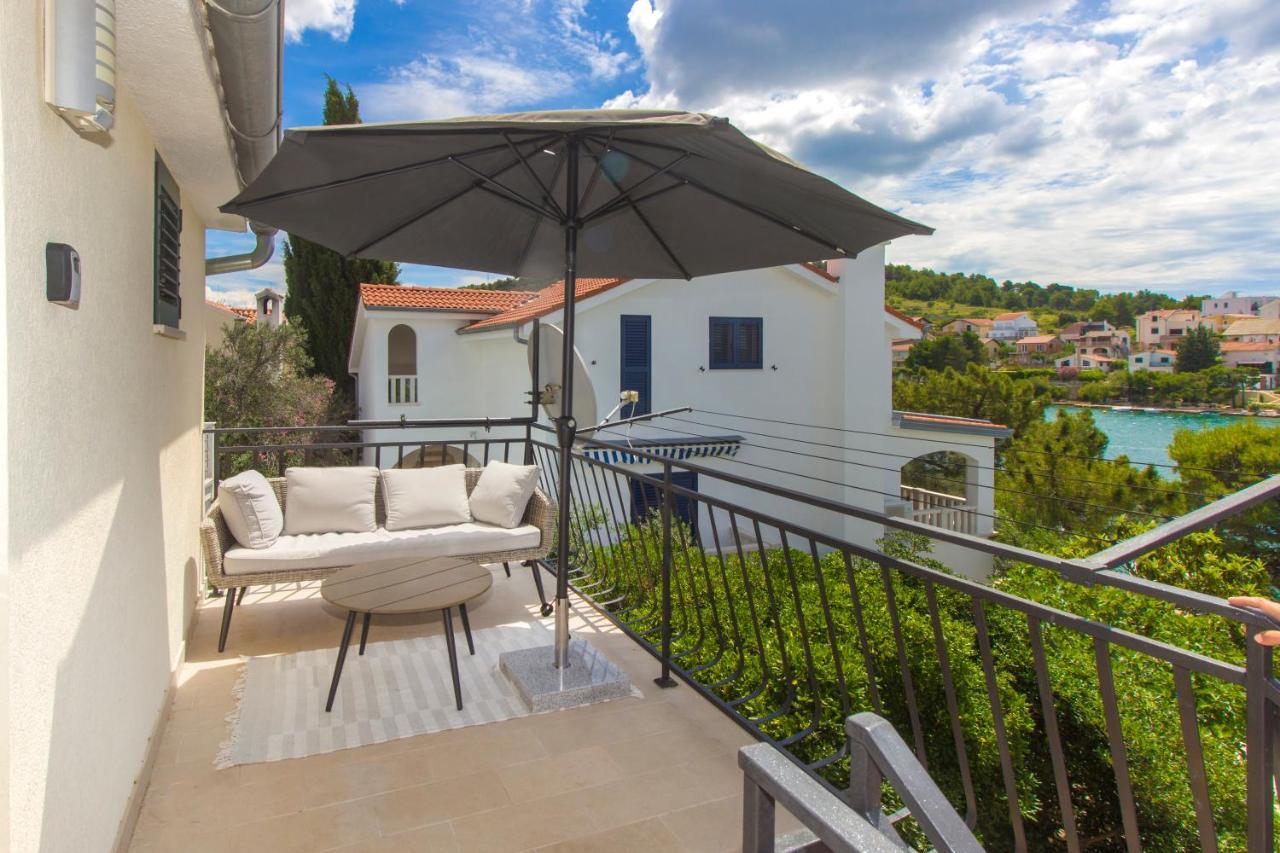 Villa Vala Zaboric Exteriör bild